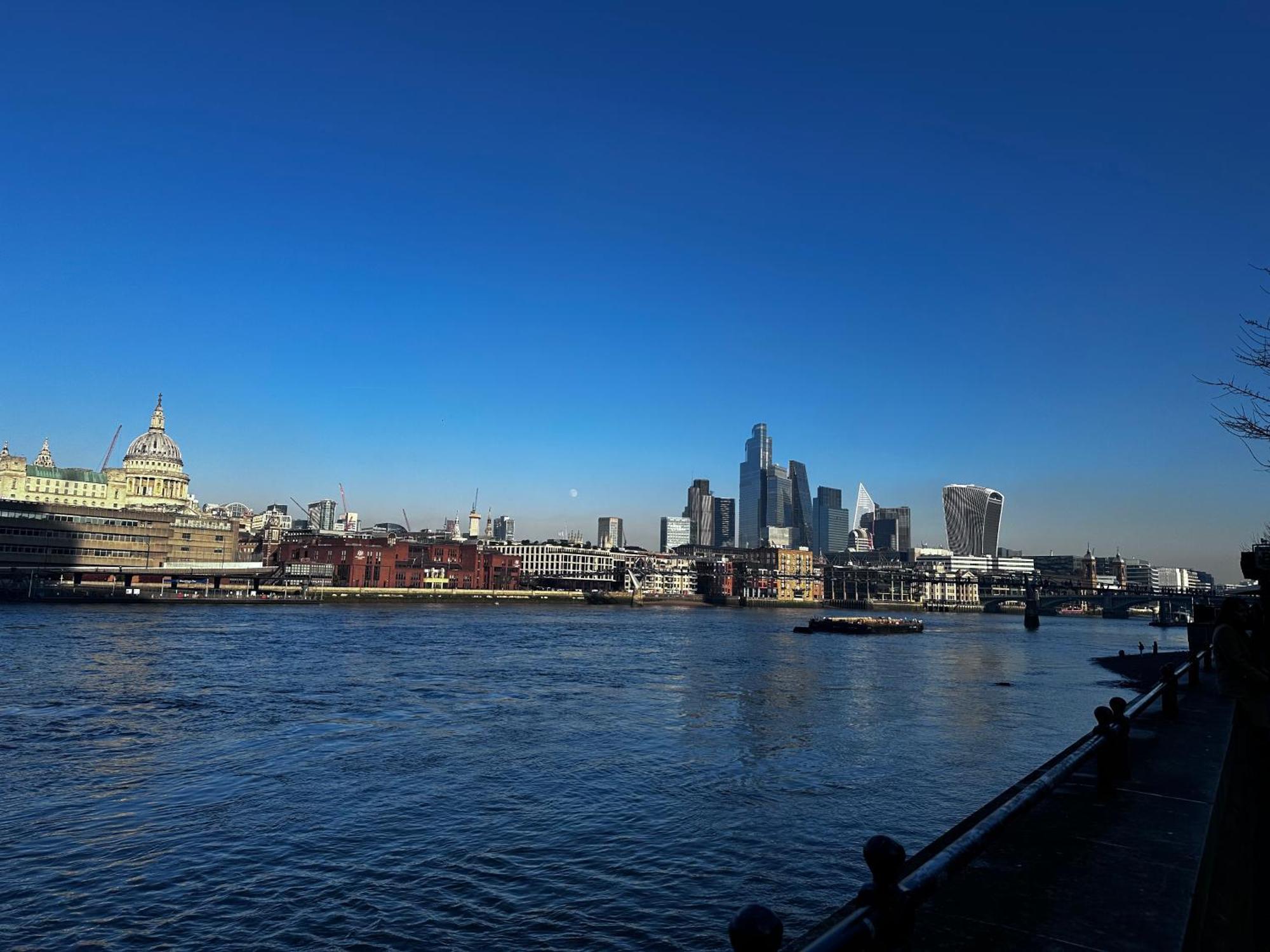 Room In Central London Overview Thames Eksteriør billede